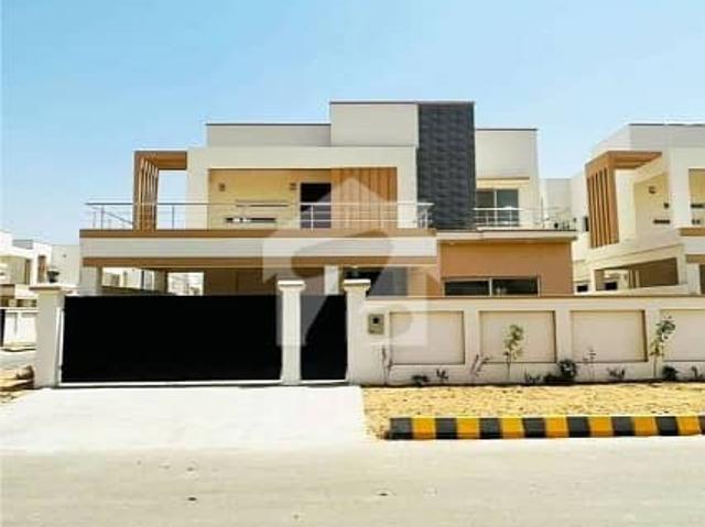 500 square yards house is available falcon complex new malir