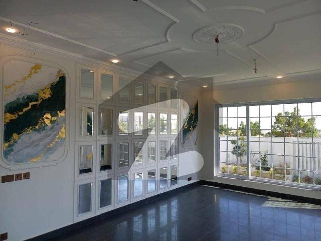 500 Square Yards 5 Bedrooms Luxurious Private Construction Villa Is Available On Rent In Bahria Town Karachi