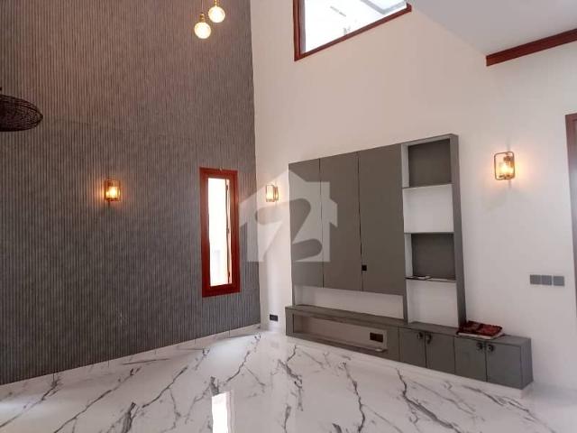 500 sqyd house available for sale