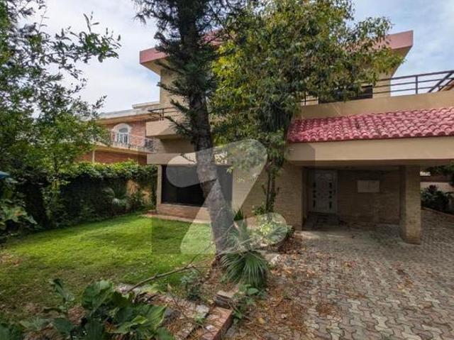 500 SQYD House In F 7 A Rare Opportunity For Sale F 7