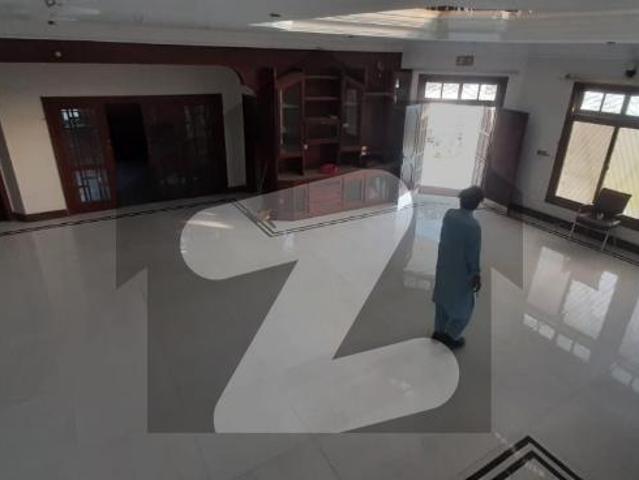 500 Sq. Yards Corner West Open House for Sale in Gulshan e Iqbal Block 7 | Prime Location Gulshan e Iqbal Block 7