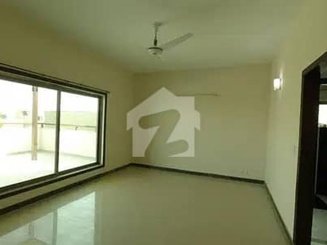 500 Sq. Yards Brig SU/House For Sale In Askari 5 Sector G