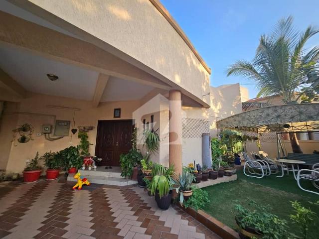 500 Sq Yards Brigadier House For Sale In Askari 5, Sector B, Street 7 Prime Location