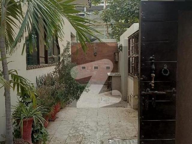 500 sq yards bungalow available for rent best for it and software houses and multinational company offices shaheed millat road