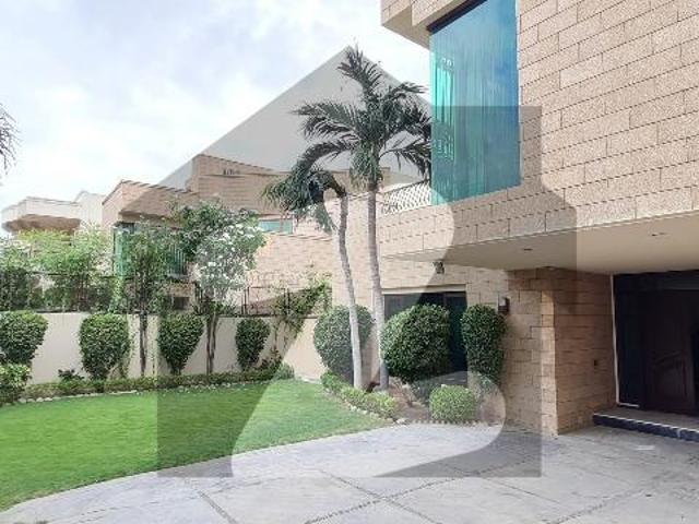 500 Sq. Yards Well Maintained House Available for Rent DHA Phase 7