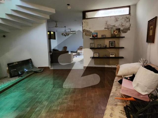 500 Sq. Yards Well Maintained 2 Unit House for Rent DHA Phase 6, Karachi DHA Phase 6
