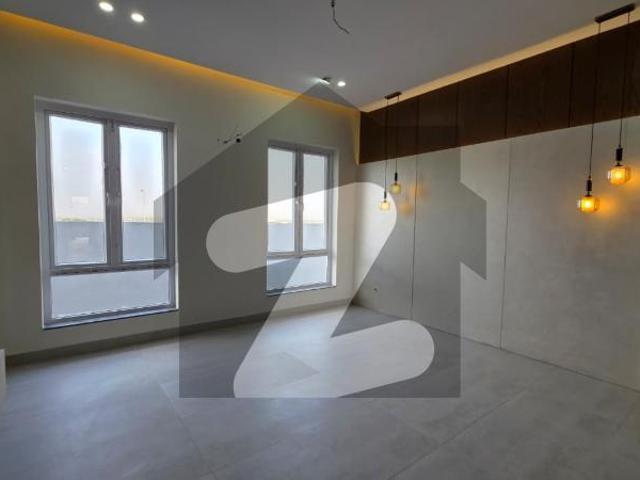 500 Sq. Yards Ultra Luxury Villa for Sale | 8 Bedrooms | Basement | A+ Construction Quality Bahria Town Precinct 17