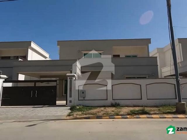 500 sq yards villa for sale in falcon luxury living!
