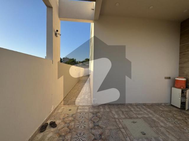 500 Sq Yd Designer 6 Bedroom Park Facing Villa with Basement for Rent Precinct 4, Bahria Town Karachi, with Park, Mosque & Midway Commercial nearby close to Entrance. Bahria Town Precinct 4