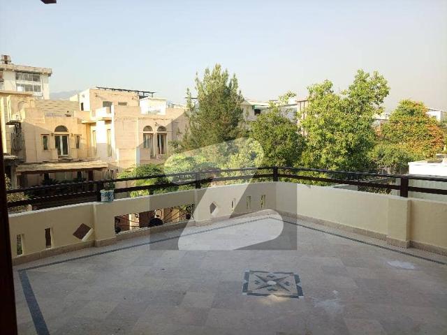 500 Sq Yards Upper Portion For Rent