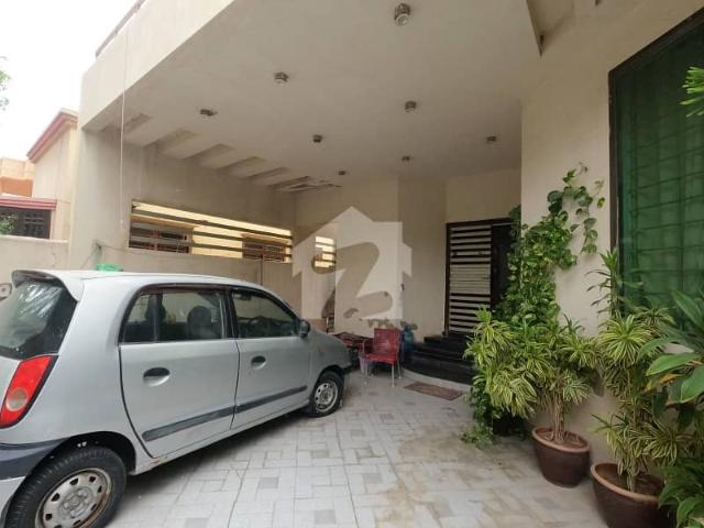 500 Sq Yrd Main Boulevard Park Facing West Open, G+1 Basement House Available To Sale Malir Cantt Phase II