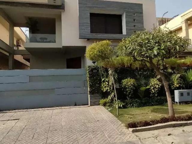 500 sy, Three Bed Ground Portion for Rent in E 11 Multi. Islamabad E 11 ID 66083