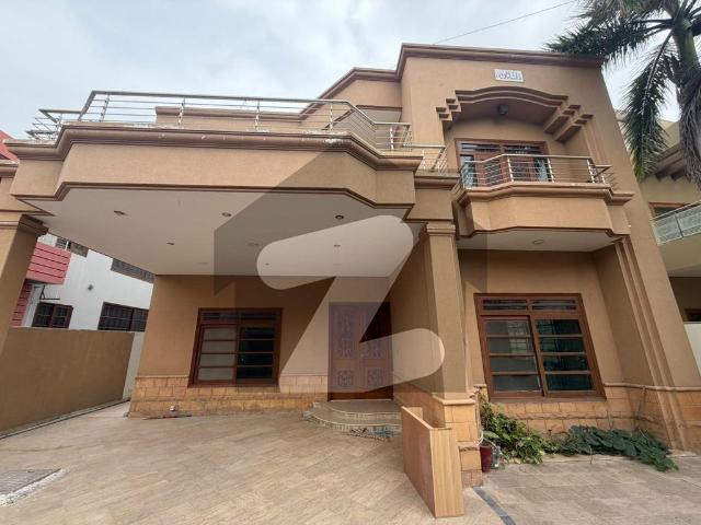500 Yard 6 Bed Dd Bungalow For Rent DHA Phase 7