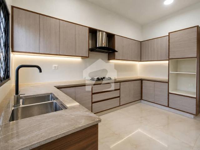 500 Yard 2 unit Bungalow For Rent