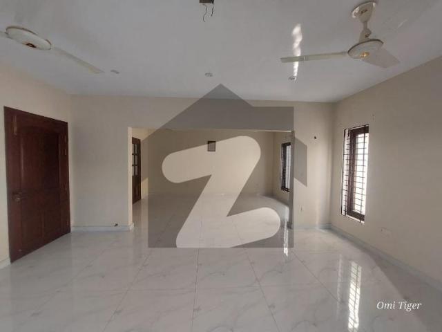 500 Yard 2 unit house with Basement Dha Phase 8 Karachi DHA Phase 8