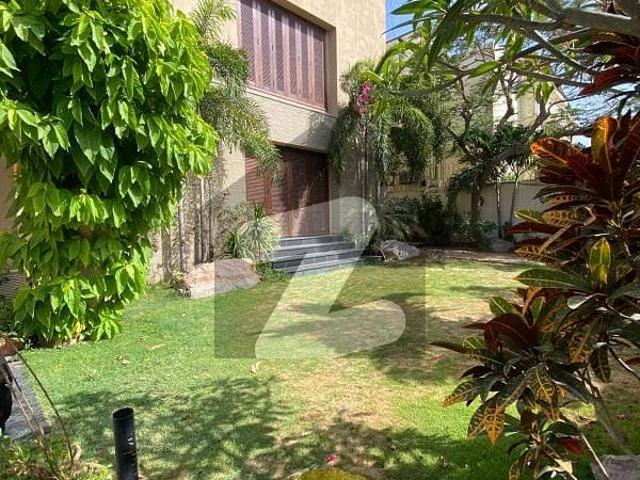 500 Yard 2 unit house with Basement Dha Phase 8 Karachi