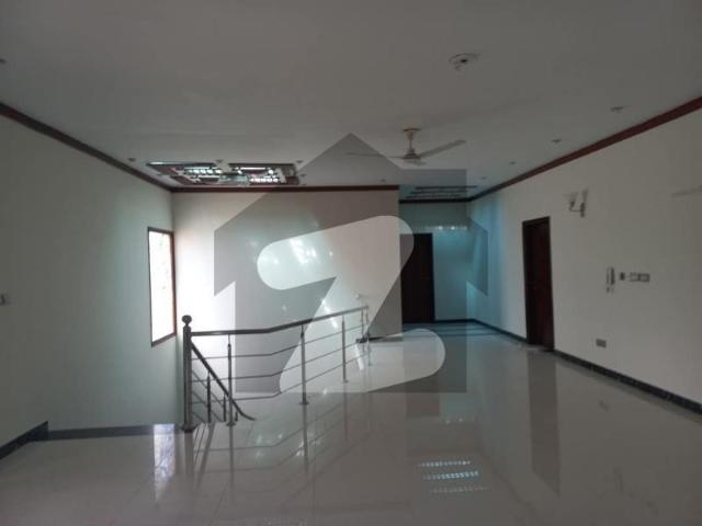 500 Yard Well Maintained Bungalow For Rent In DHA Phase 5