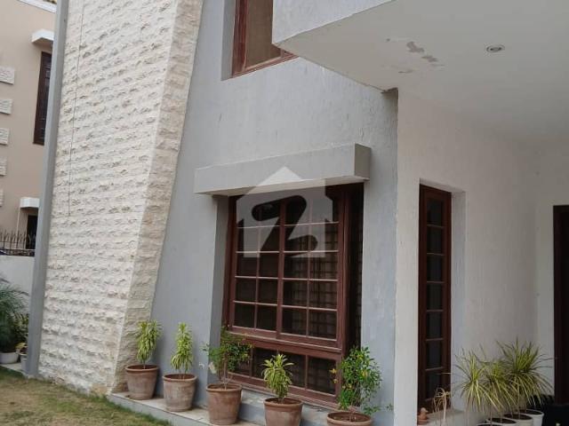 500 Yard Bungalow for Sale in DHA Phase 6 Prime Location Near Ali Masjid