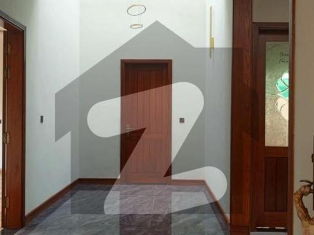 500 Yard Bungalow For Sale In DHA Phase 8