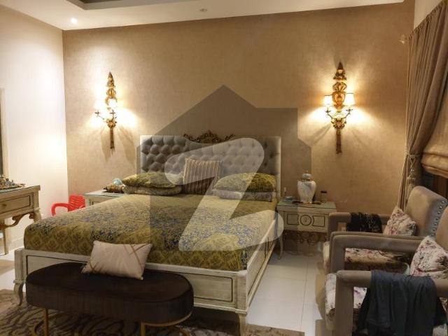 500 yards architect design bungalow 5 beds attached bath study powder room drawing dining 2 lounges patio servant room garden dha phase 8 zone a