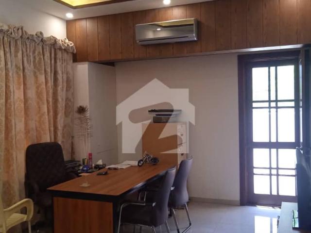 500 Yards Beautiful Bungalow Is Available For Sale