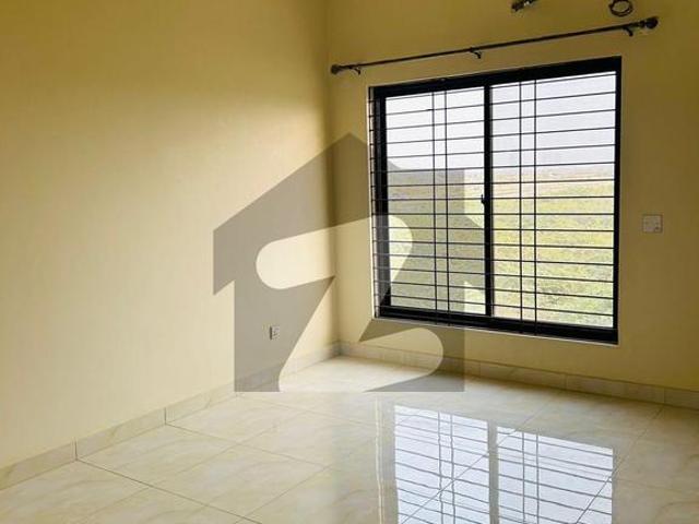 500 yards bungalow for rent in phase 5 DHA Phase 5