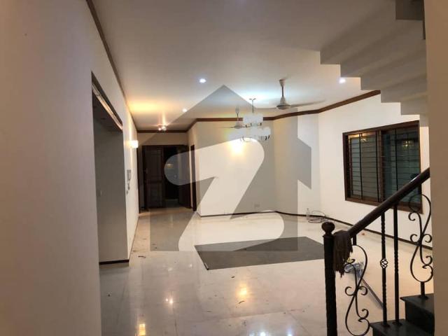 500 yards bungalow for rent in phase 6