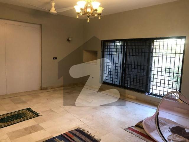 500 Yards Bungalow For Sale In DHA Phase 6