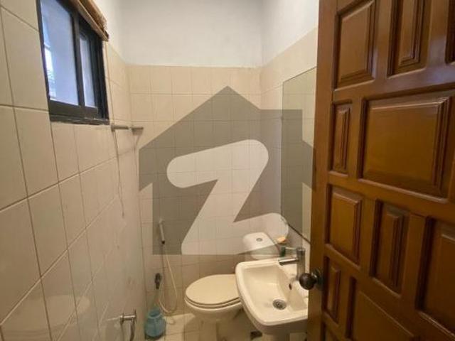 500 Yards Bungalow For Sale in Phase 5 DHA Phase 5
