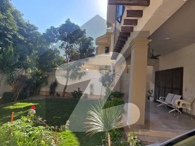 500 yards bungalow for sale in phase 6 dha