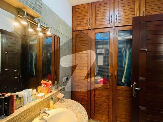 500 Yards Just Like New Bungalow For Rent DHA Phase 8