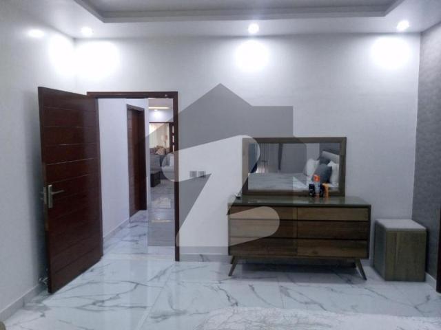 500 Yards Renvoted Bungalow For Sale In DHA Phase 5