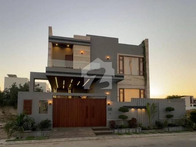 500 Yards Top Quality Architecture Bungalow With Pool Basement Available For Sale