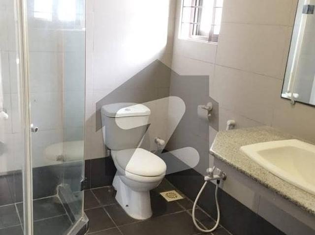 500 Yards Upper Portion For Rent