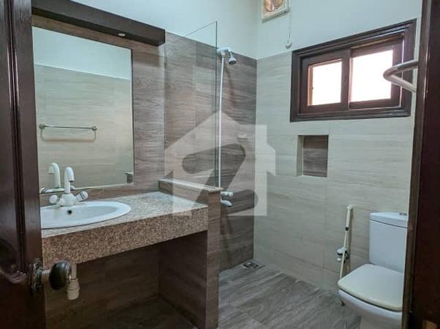 500 Yards Upper Portion For Rent Only For Multinational And Bankers Client