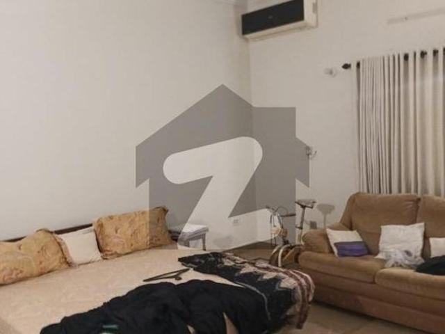 500 Yd Bungalow In Phase 7 DHA Phase 7