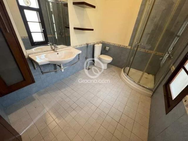 500 Yd² House for Rent