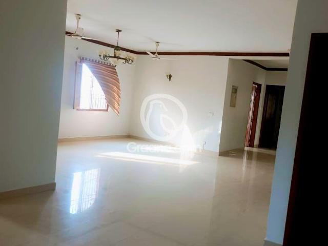 500 Yd² House for Rent