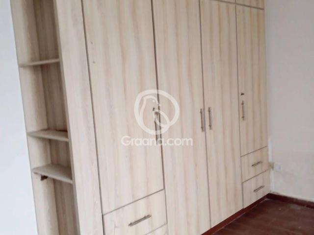 500 Yd² House for Rent