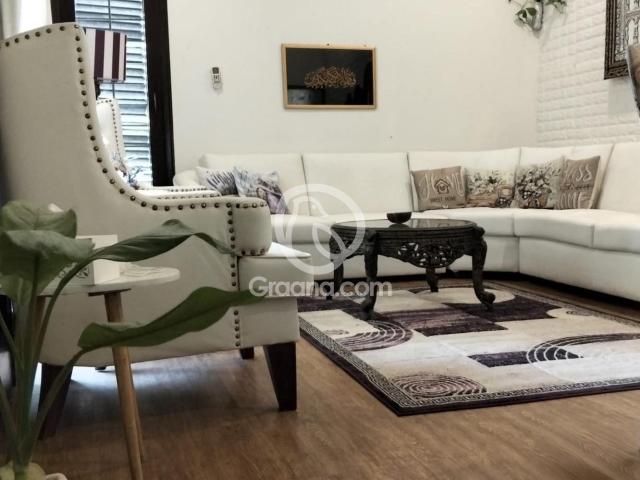 500 Yd² House for Sale