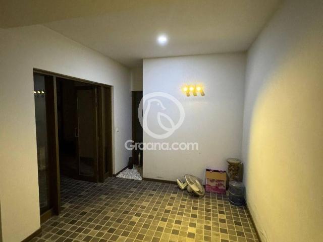 500 Yd² House for Sale