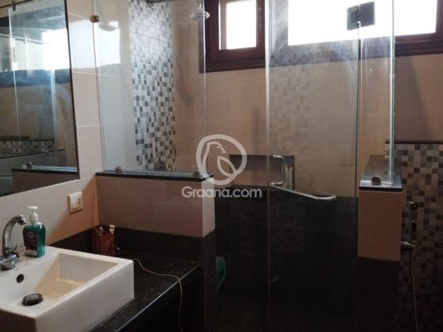 500 Yd² House for Sale