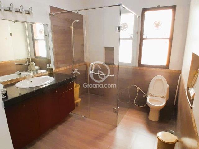 500 Yd² House for Sale