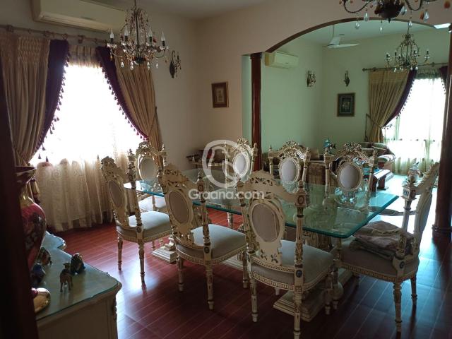 500 Yd² House for Sale