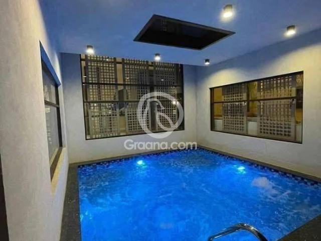 500 Yd² House for Sale