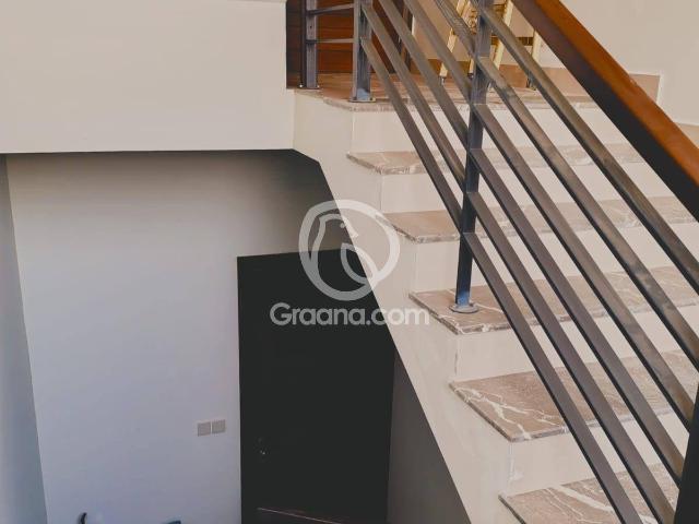 500 Yd² Upper portion for Rent