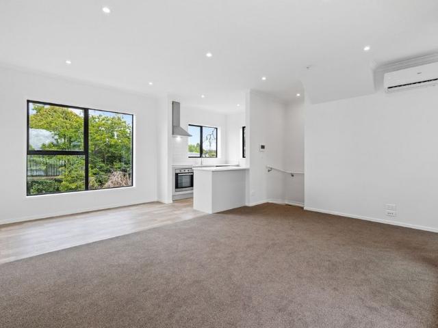 500F Te Atatu Road, Te Atatu Peninsula