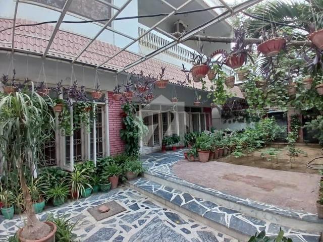 500sq Yard House Is For Sale