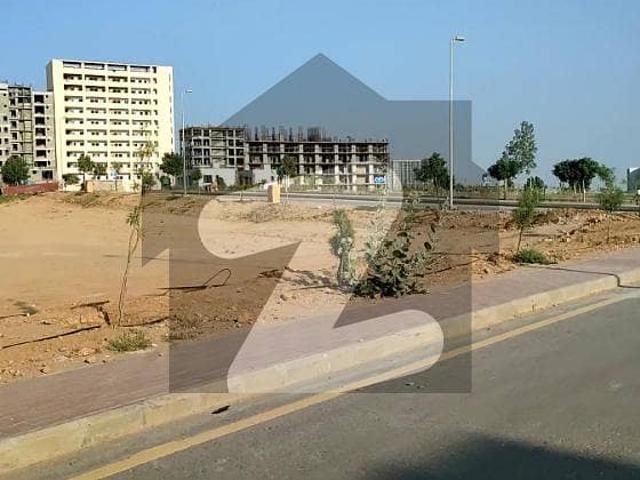 500sq Yard Plot Facing Bahria Head Office FOR SALE. Best Investment Opportunity