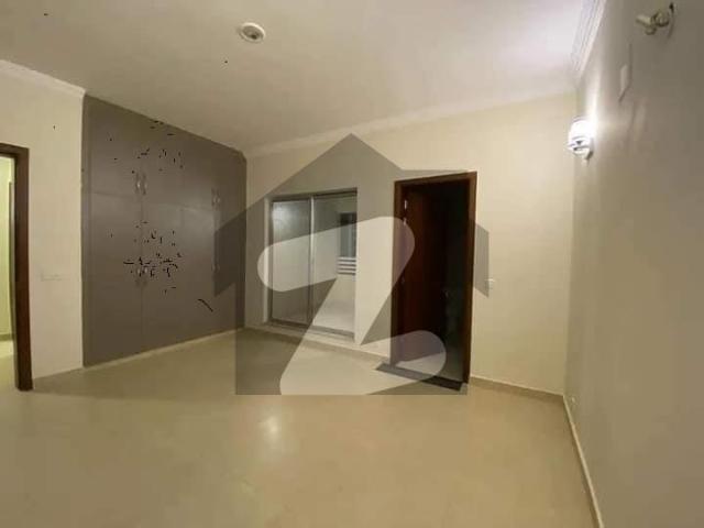 500 Square Yard 5 Bedrooms Luxury Villa Is Available FOR RENT. 6km From Entrance Of BTK. 5 Bed DDL 2 Kitchens Bahria Paradise